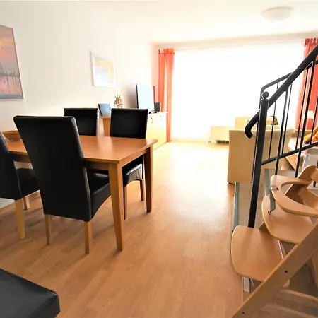 Haus Vogelsand - Reihenhaus Mit Garten Cuxhaven